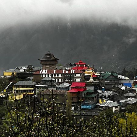 Hotel Kalpa Deshang Exteriör bild