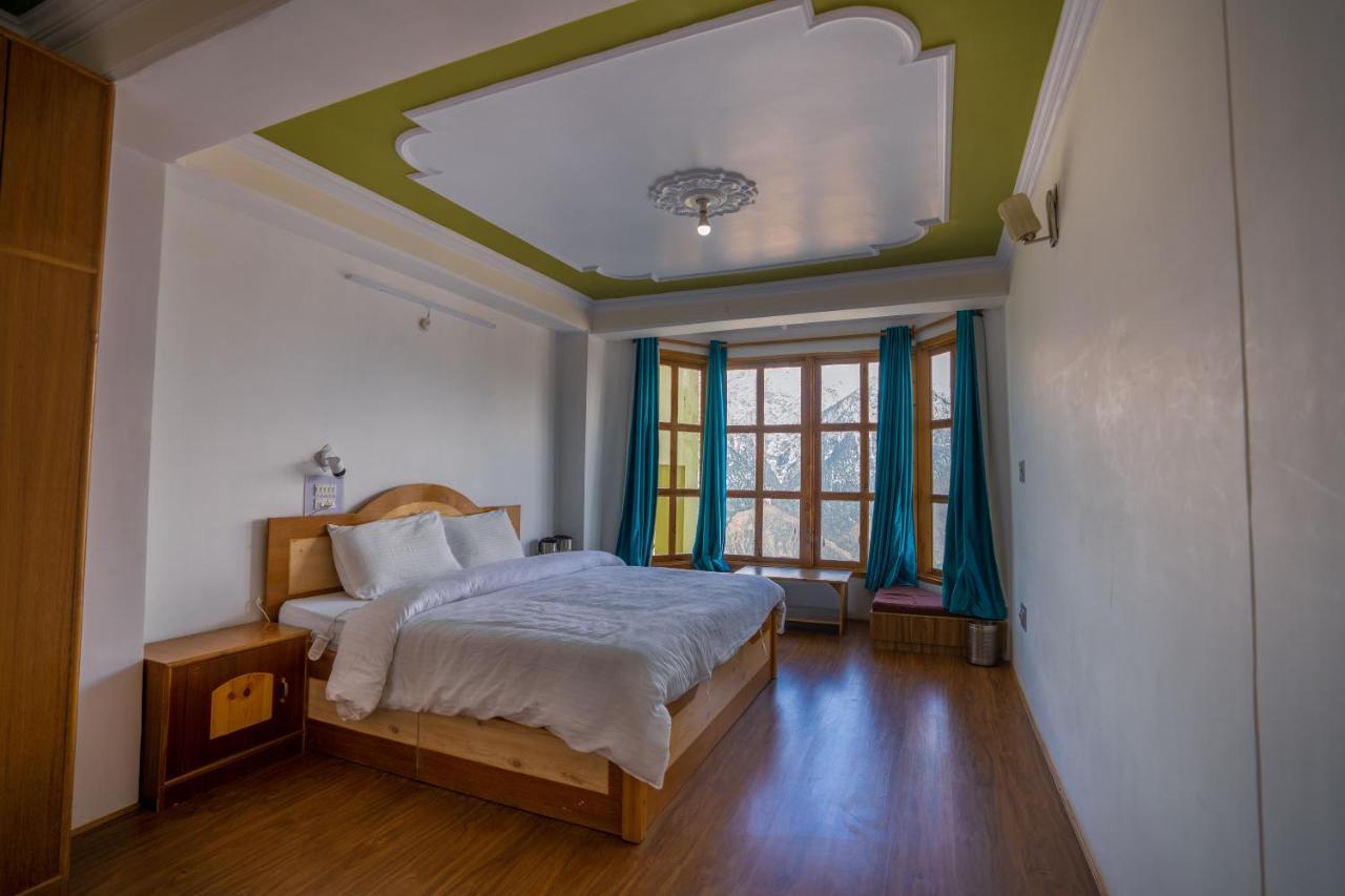 Hotel Kalpa Deshang Exteriör bild