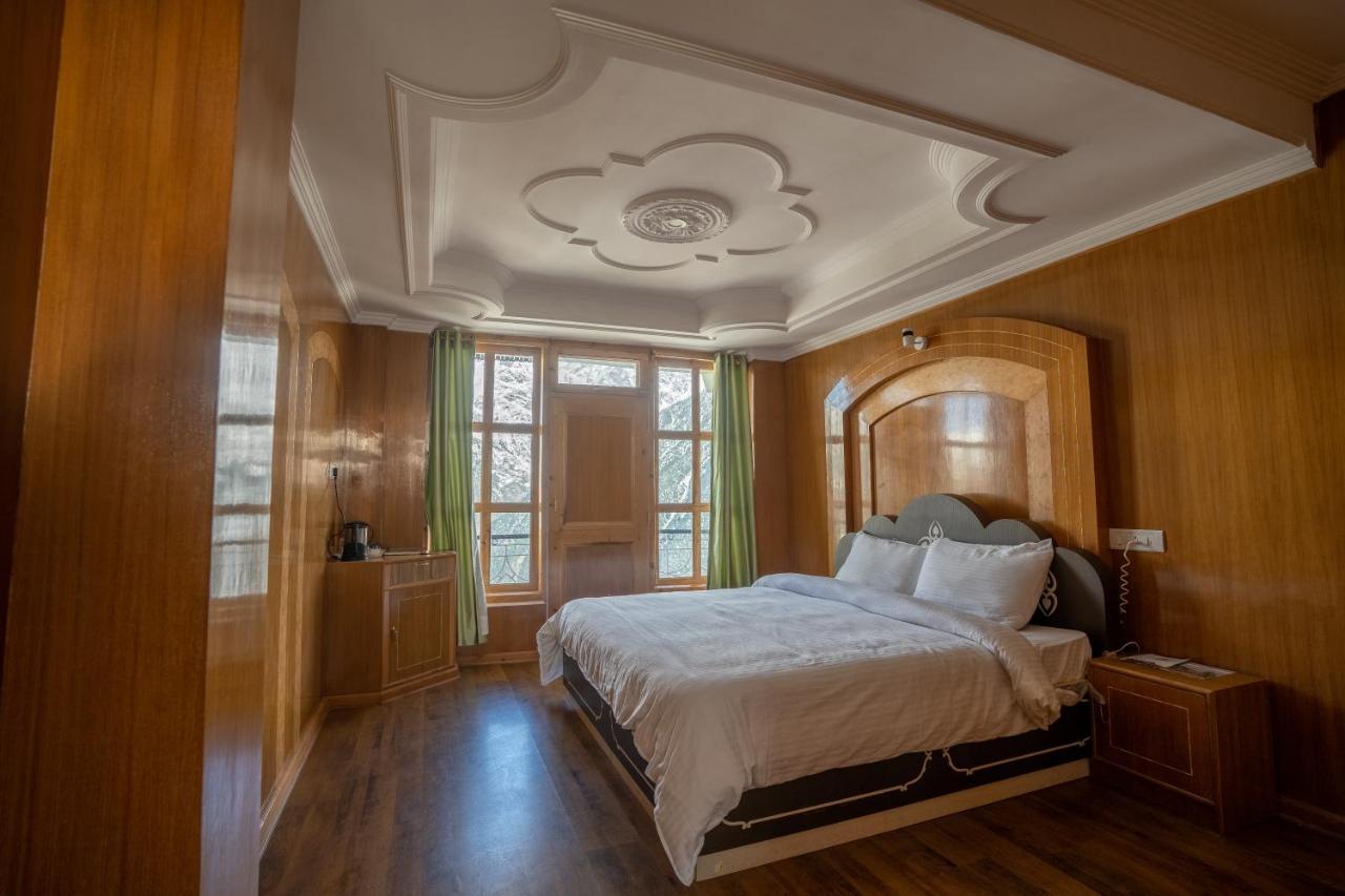 Hotel Kalpa Deshang Exteriör bild