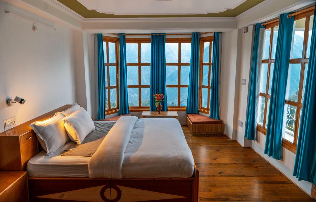 Hotel Kalpa Deshang Exteriör bild